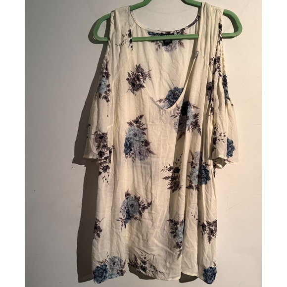 torrid Tops - Torrid Size 3 Floral Boho Romantic Cottagecore Flowy Soft Girl Cold Shoulder